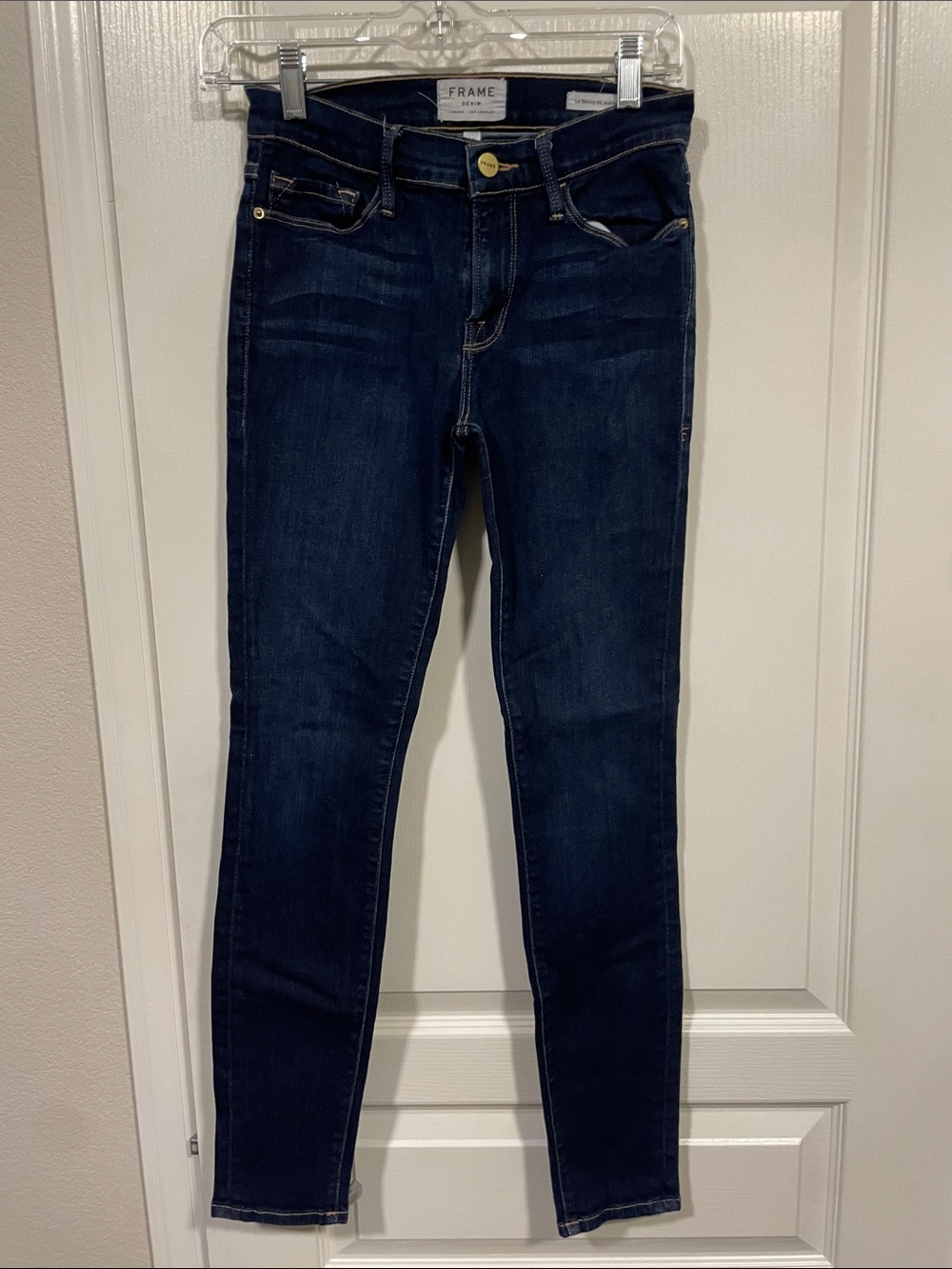 Frame Denim Skinny Jeans — Dark Blue Wash